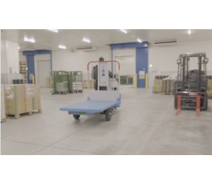 指定された場所にフルーツを入れたり梱包するお仕事！