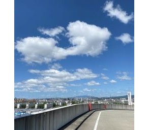 見晴らし抜群！綺麗な物流センターです