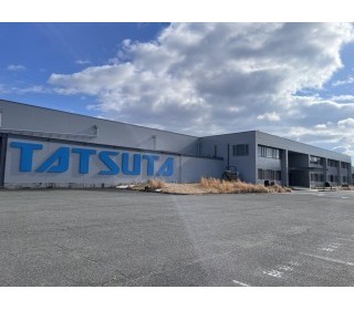 工場の外観です。