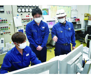 一緒に働くメンバーです。困ったことがあったらなんでも相談してください！