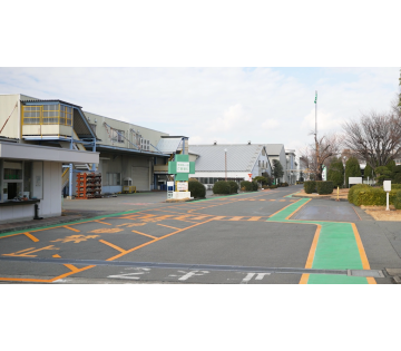 専門性の高い仕事でスペシャリストをめざせます。初心者でも業務指導はベテラン社員と職場でしっかりサポート。資格取得も会社負担で安心サポート。