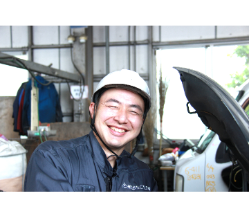 ★未経験OK★使用済自動車をリサイクルできるように解体する作業をお任せします。