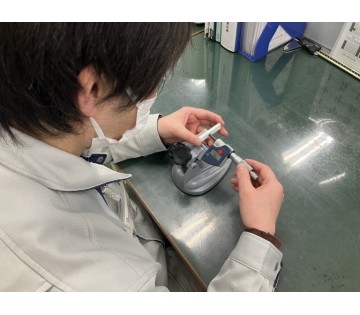 社内でも特に若手メンバーが多い部署なので、 いつも明るくてにぎやかな雰囲気です！