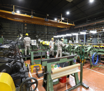 年間休日121日！長期休暇もしっかり♪