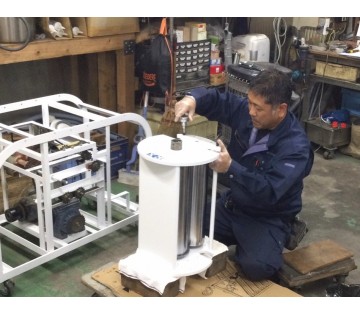 機械は分解して隅々まで整備します★